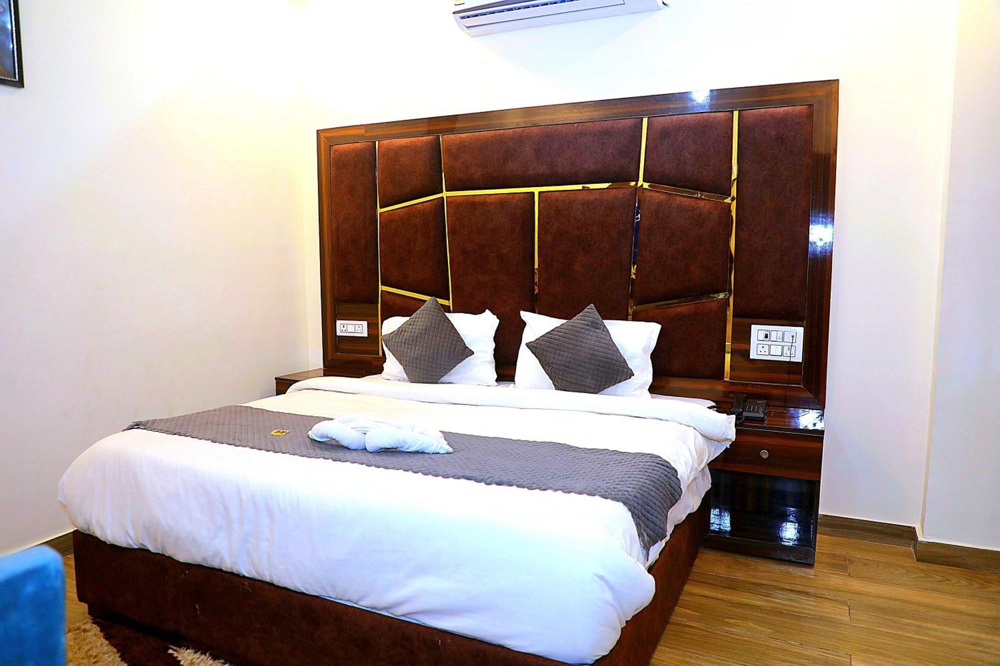 Hotel Shreya Galaxy With Swimming Pool- Best Property In Haridwar Haridwār Exterior foto